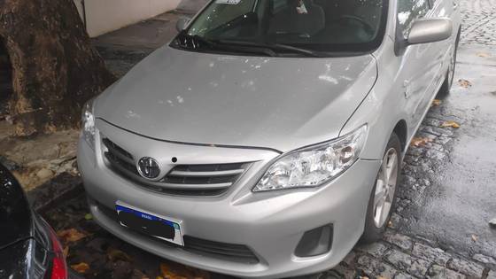 TOYOTA COROLLA 1.8 GLI 16V FLEX 4P AUTOMÁTICO